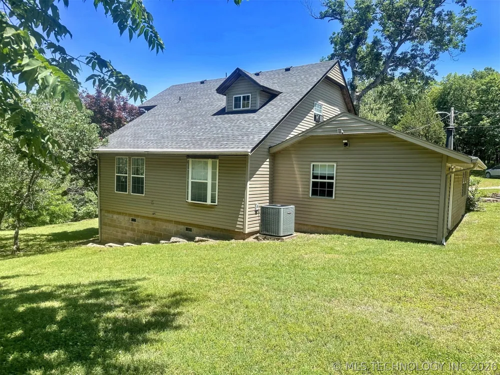 3293 W Southern Avenue Hulbert, OK 74441