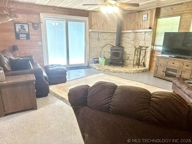 3293 W Southern Avenue Hulbert, OK 74441