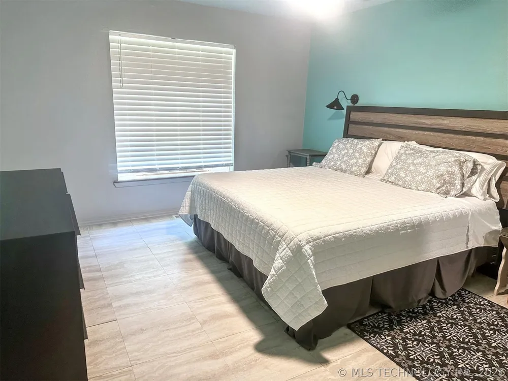 3293 W Southern Avenue Hulbert, OK 74441