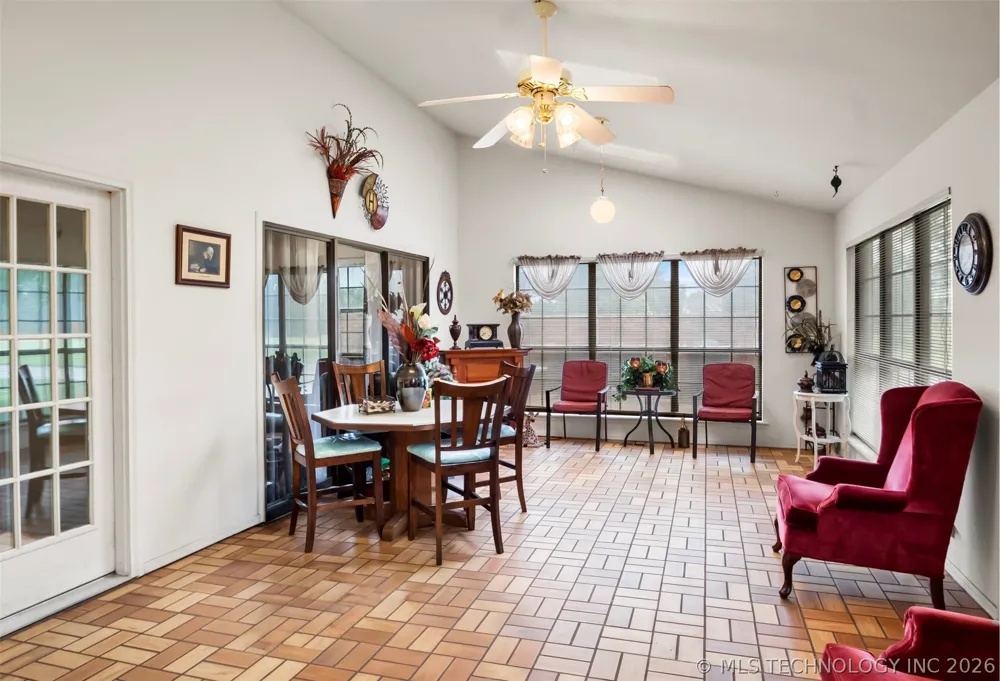 3716 Bellflower Avenue #D Ponca City, OK 74604