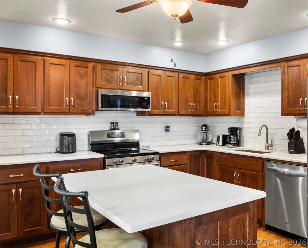 3716 Bellflower Avenue #D Ponca City, OK 74604