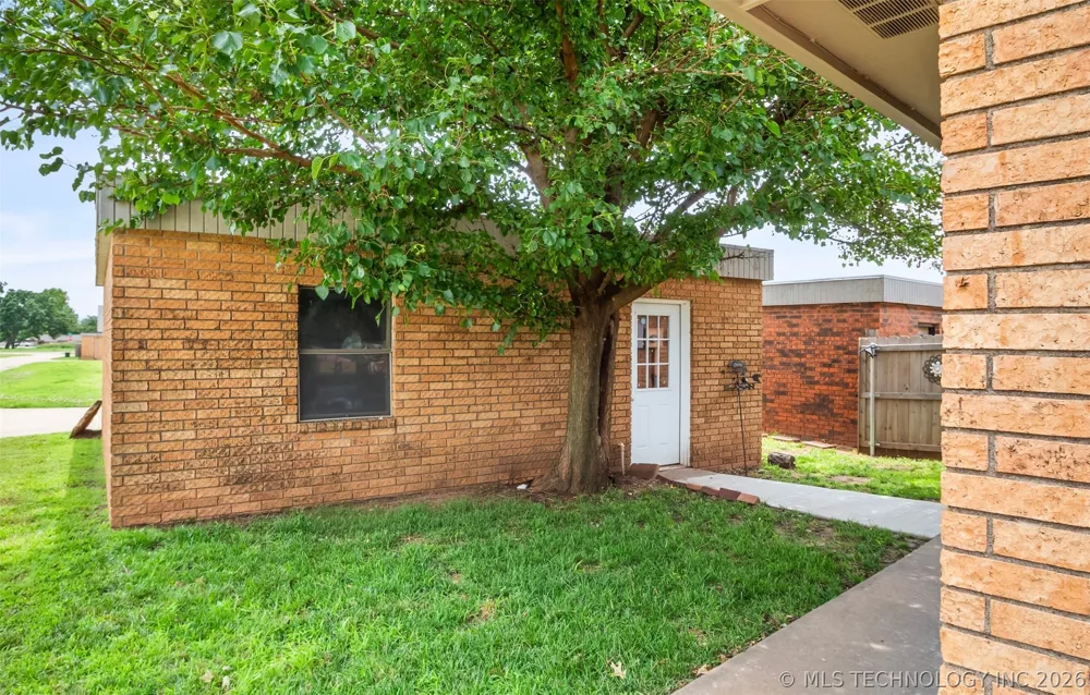 3716 Bellflower Avenue #D Ponca City, OK 74604