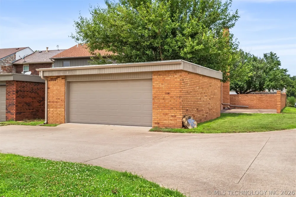 3716 Bellflower Avenue #D Ponca City, OK 74604