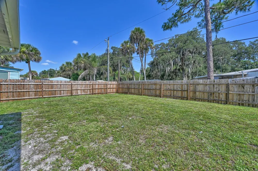 5204 Deanna Lane Fort Pierce, FL 34946