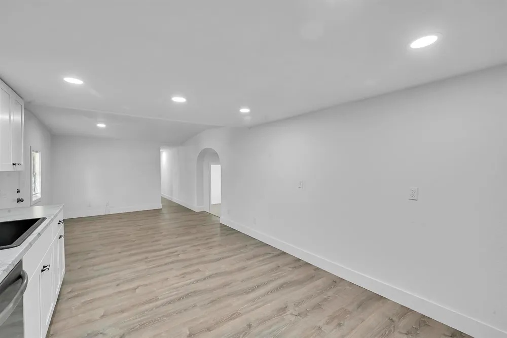 5204 Deanna Lane Fort Pierce, FL 34946