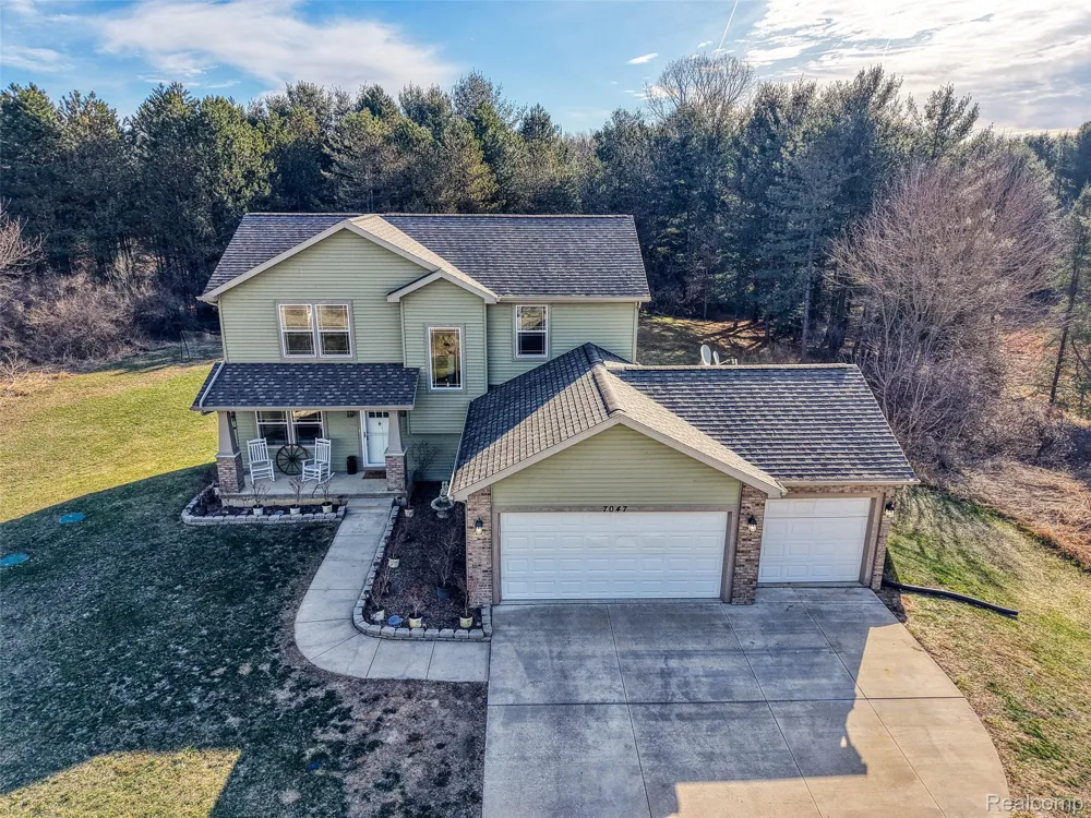 7047 Bennington Greens Drive Bennington Township, MI 48867