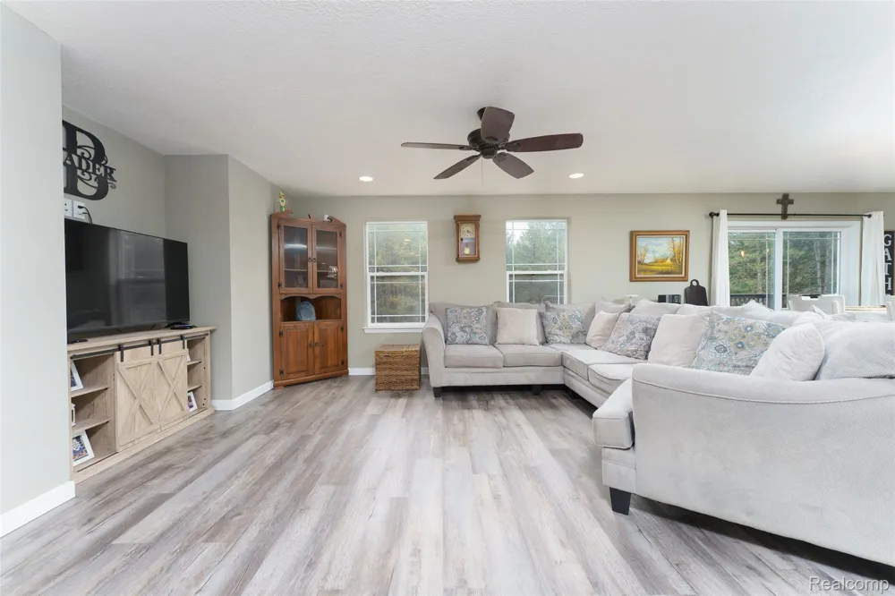 7047 Bennington Greens Drive Bennington Township, MI 48867