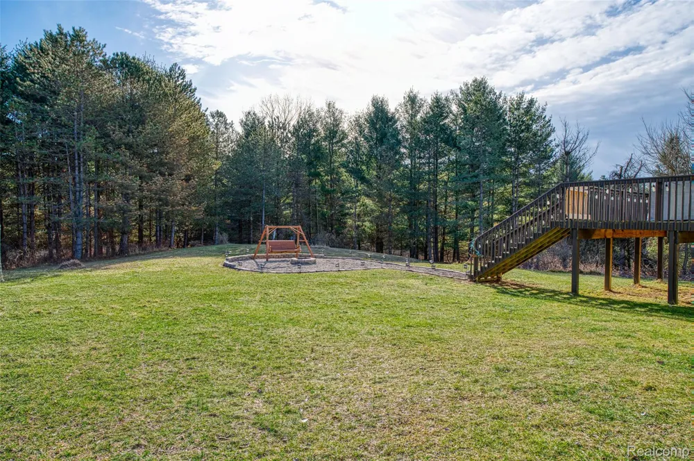 7047 Bennington Greens Drive Bennington Township, MI 48867