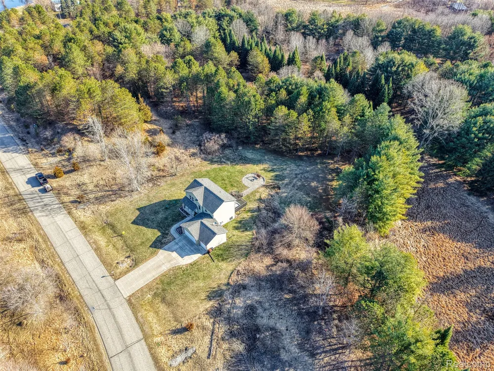 7047 Bennington Greens Drive Bennington Township, MI 48867