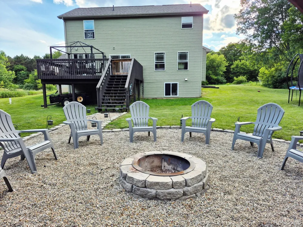 7047 Bennington Greens Drive Bennington Township, MI 48867