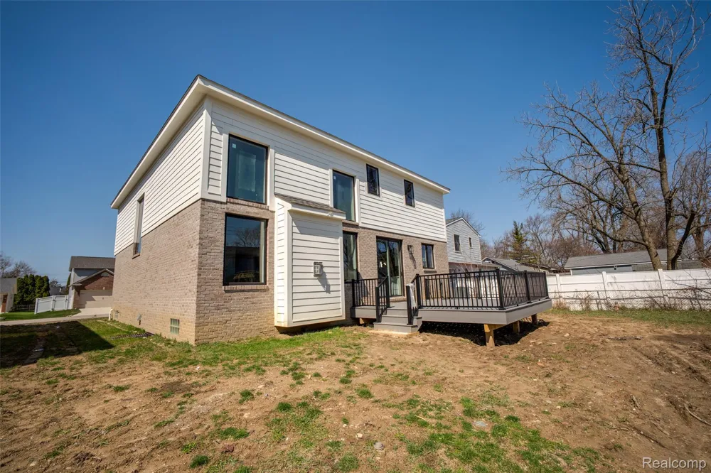 2911 Walsh Drive Rochester Hills City, MI 48309