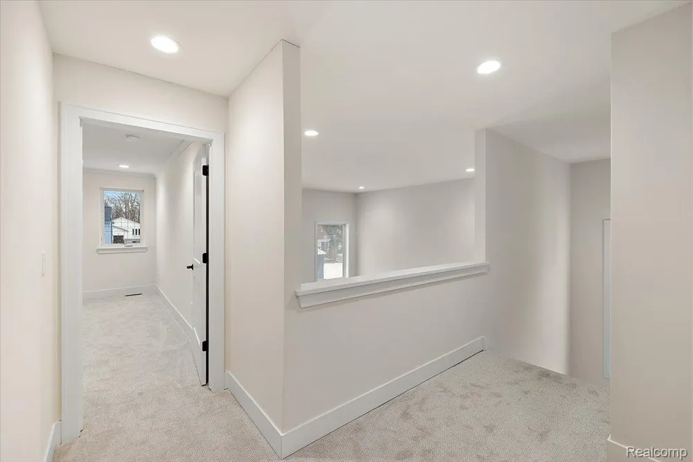 2911 Walsh Drive Rochester Hills City, MI 48309