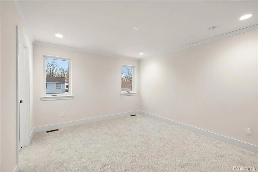 2911 Walsh Drive Rochester Hills City, MI 48309