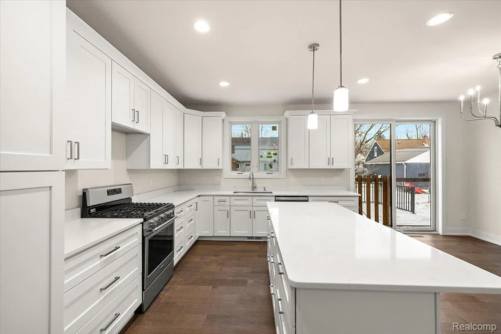 2911 Walsh Drive Rochester Hills City, MI 48309