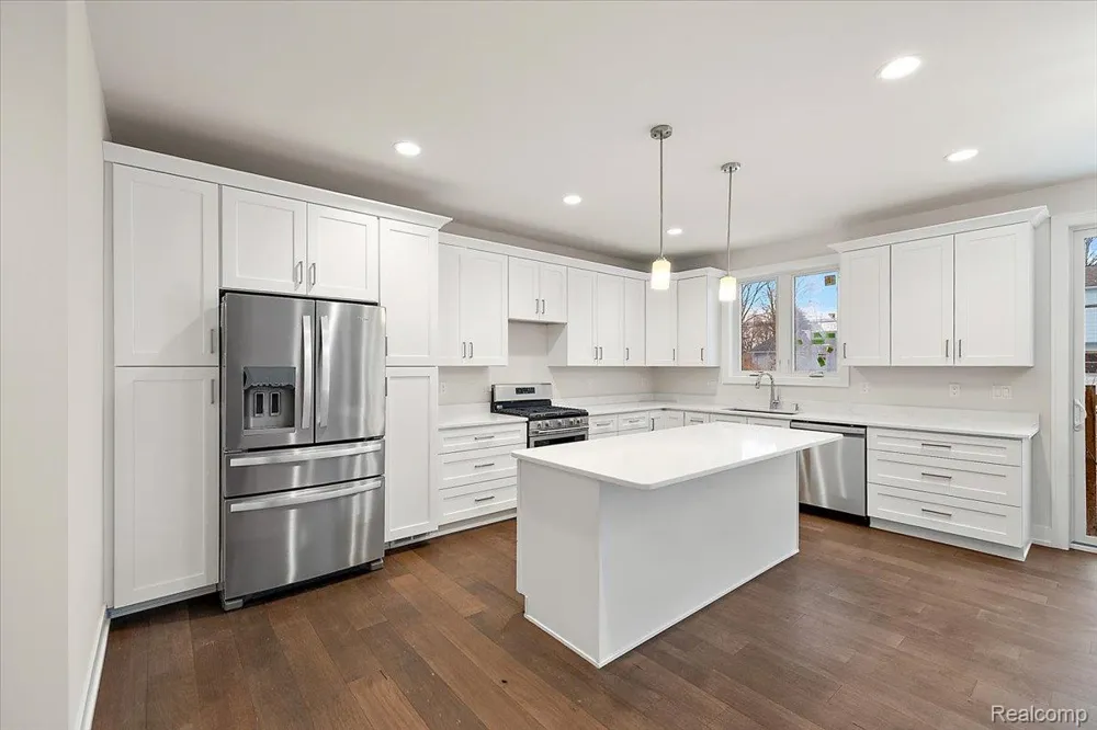 2911 Walsh Drive Rochester Hills City, MI 48309