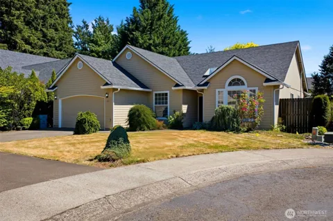 4511 NE 104th Way