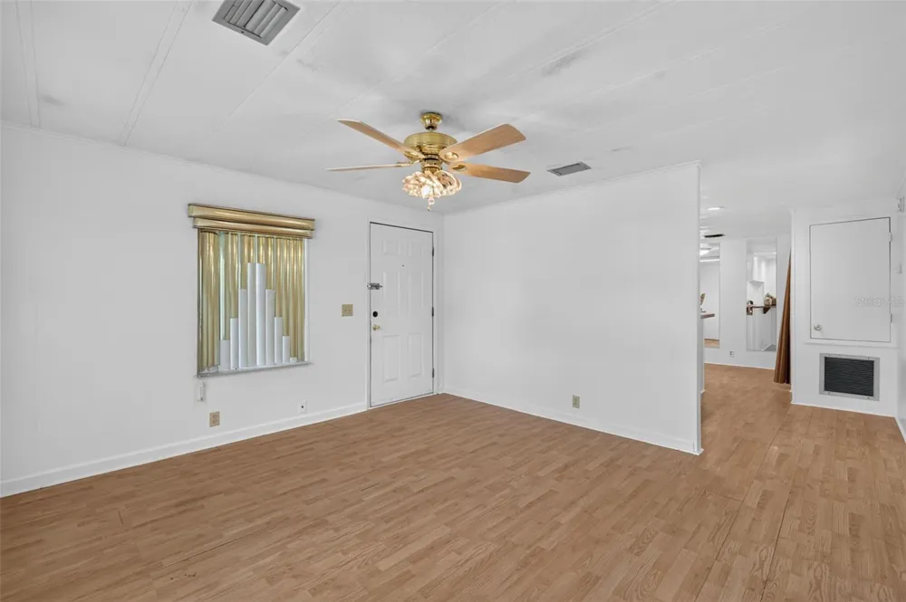 304 ERON WAY #2 Winter Garden, FL 34787