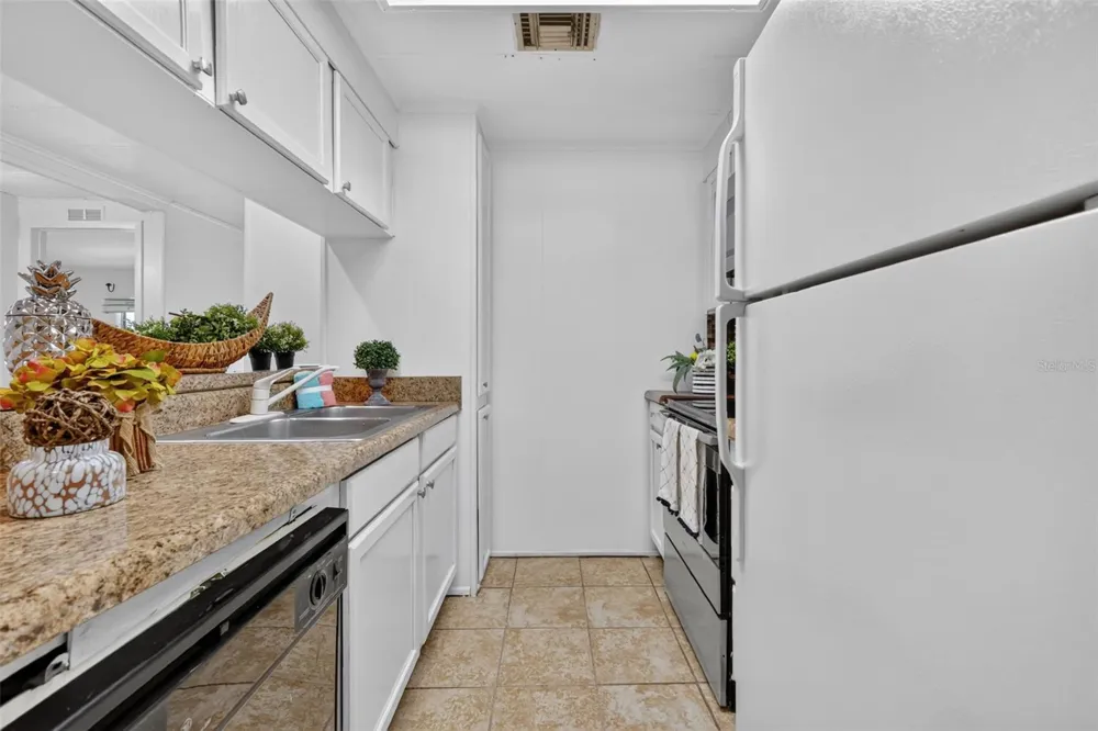 304 ERON WAY #2 Winter Garden, FL 34787