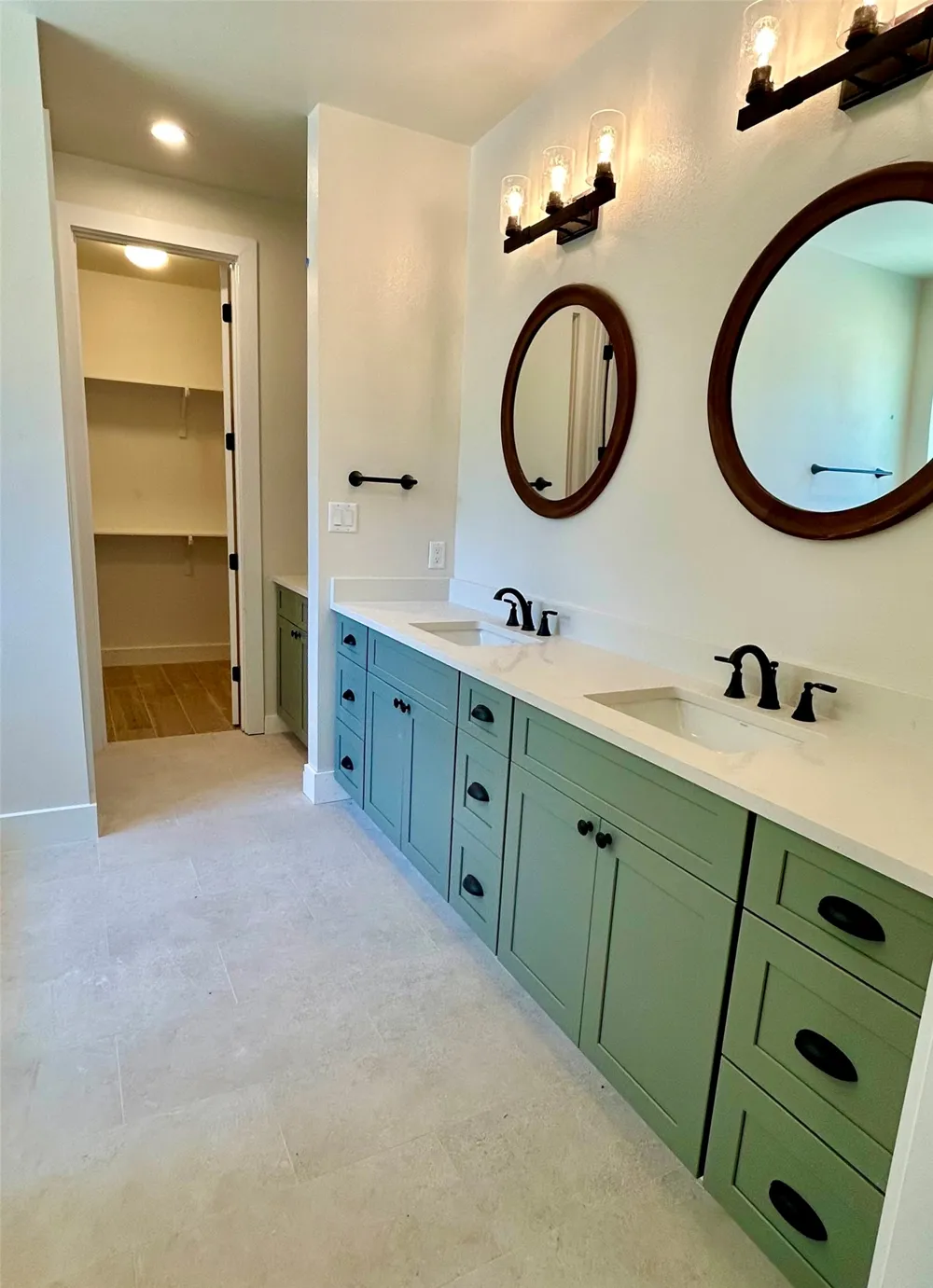 15279 Fm 150 Road W Driftwood, TX 78619