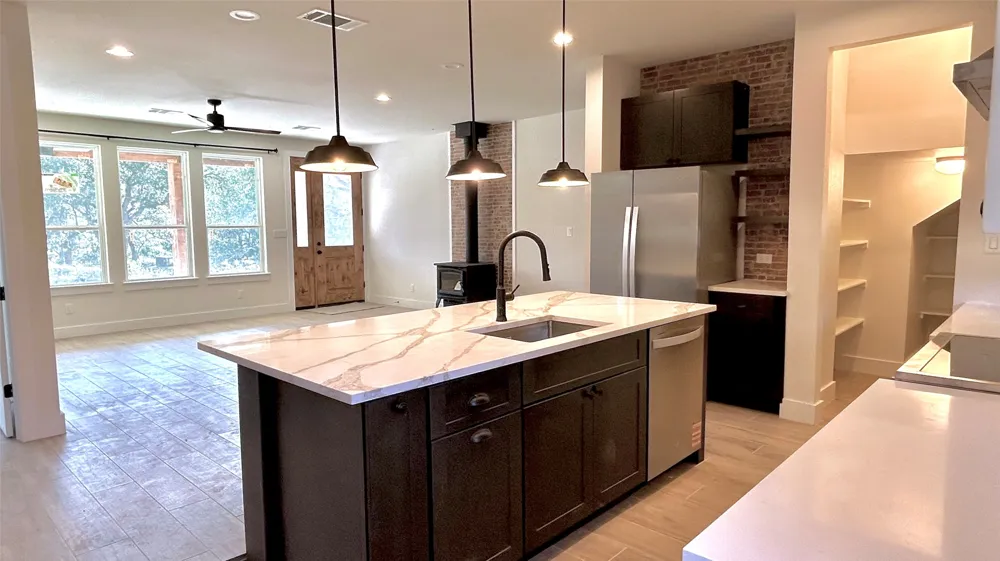 15279 Fm 150 Road W Driftwood, TX 78619