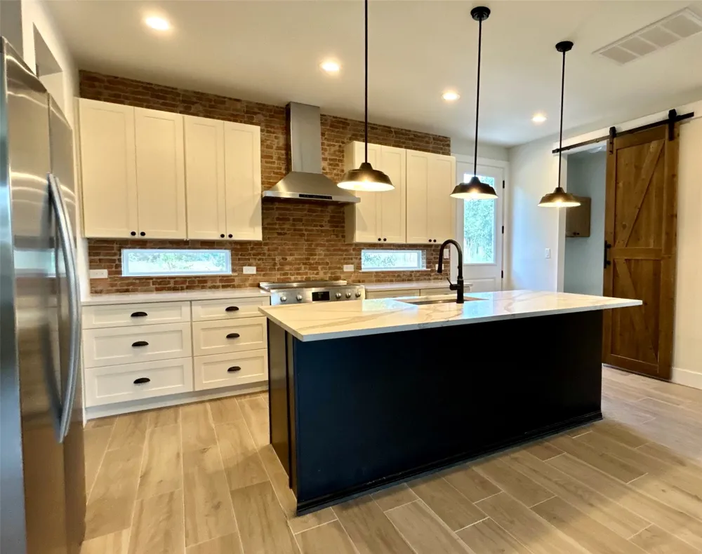 15279 Fm 150 Road W Driftwood, TX 78619