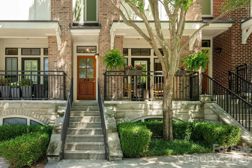 69 Stamford Street Asheville, NC 28803