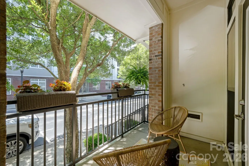 69 Stamford Street Asheville, NC 28803