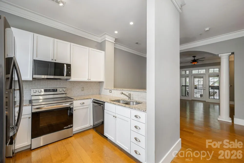 69 Stamford Street Asheville, NC 28803