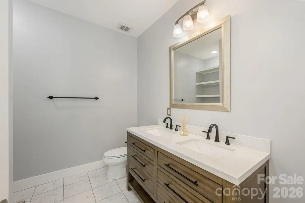 69 Stamford Street Asheville, NC 28803