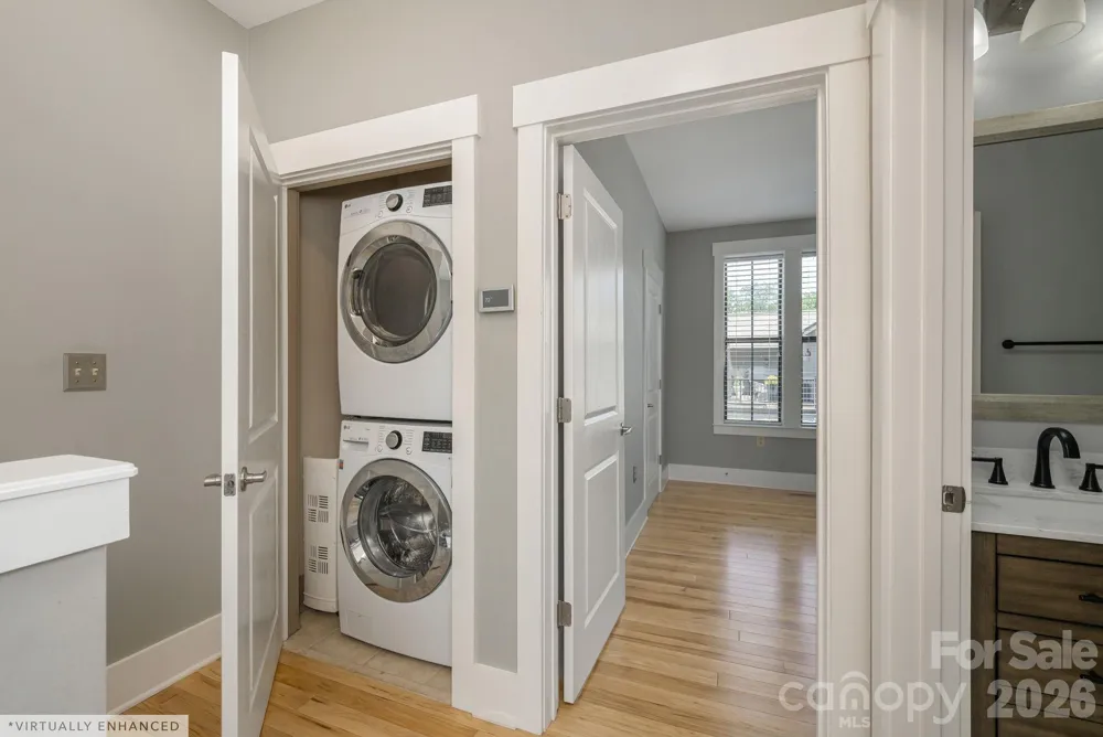 69 Stamford Street Asheville, NC 28803