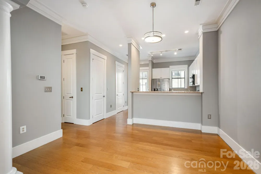 69 Stamford Street Asheville, NC 28803