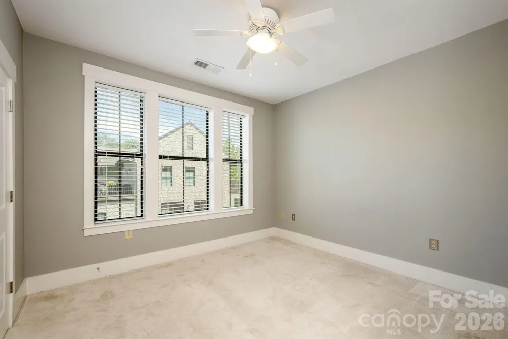 69 Stamford Street Asheville, NC 28803
