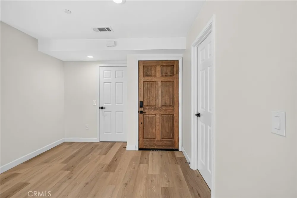 593 E 12th St #2 Beaumont, CA 92223