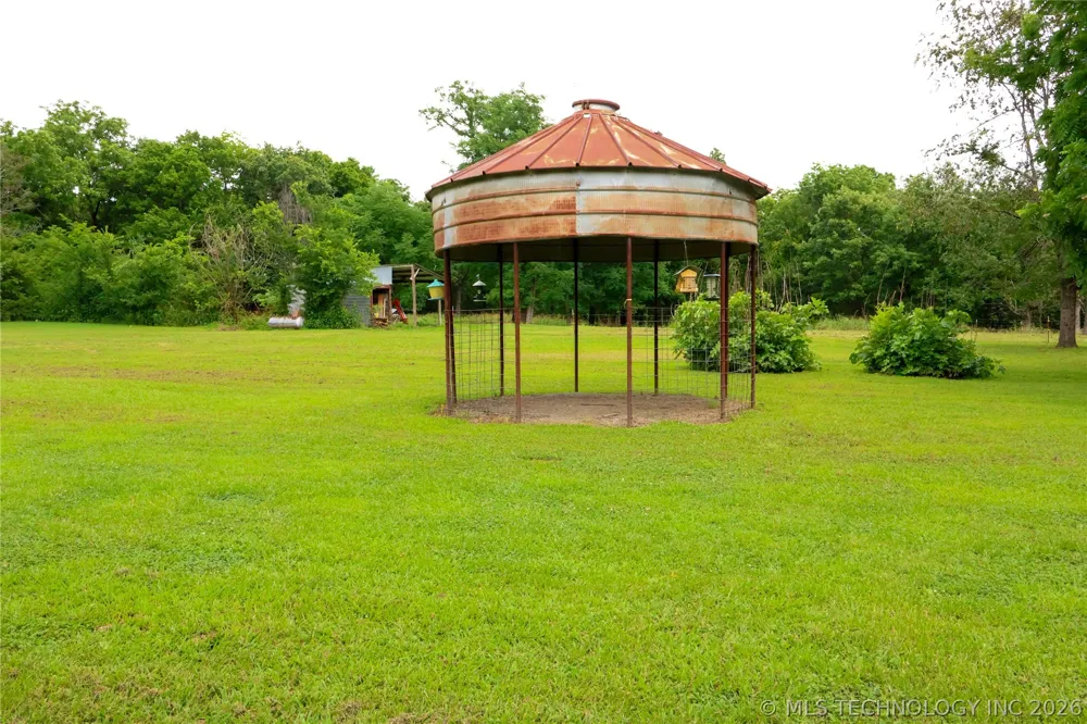 133 SW 650 ROAD Chouteau, OK 74337