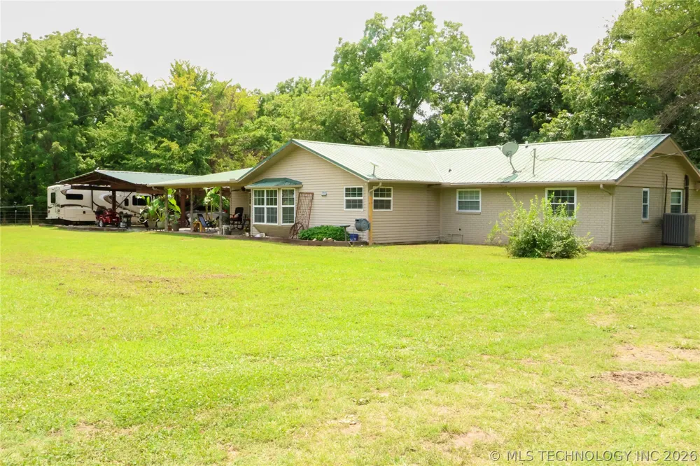 133 SW 650 ROAD Chouteau, OK 74337