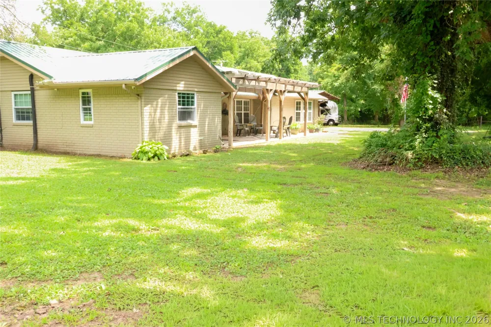 133 SW 650 ROAD Chouteau, OK 74337