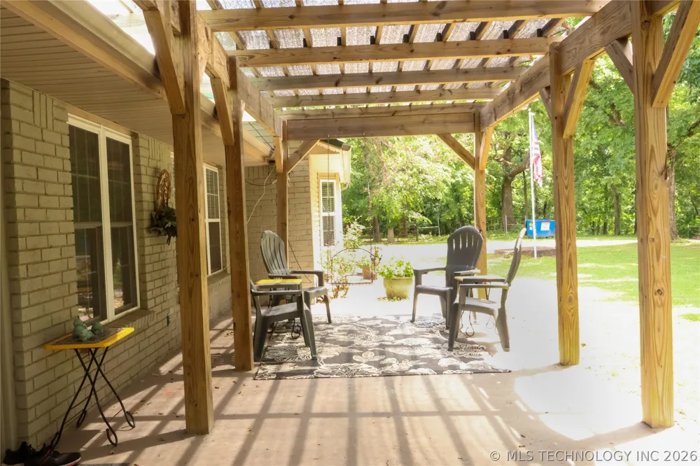 133 SW 650 ROAD Chouteau, OK 74337