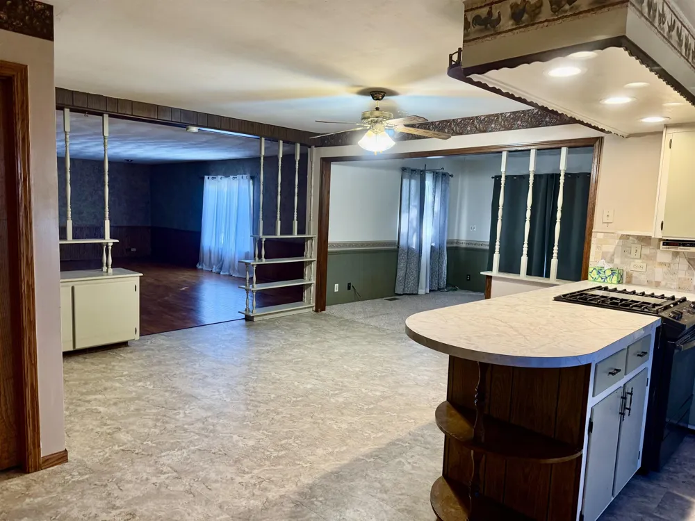 7873 S Rich Road Fulton Township, MI 48856
