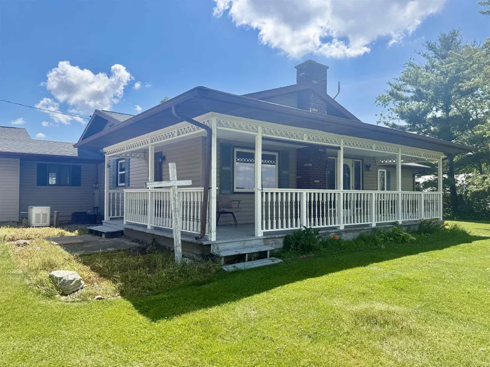 7873 S Rich Road Fulton Township, MI 48856