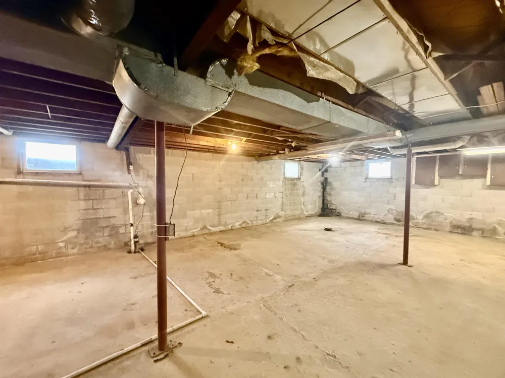 7873 S Rich Road Fulton Township, MI 48856