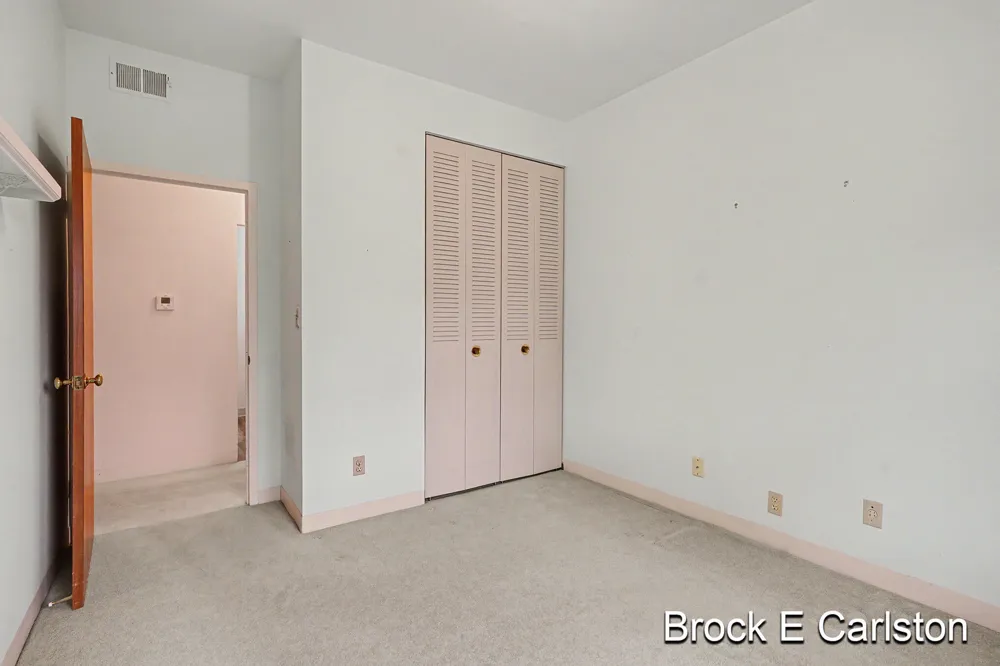 1249 Lakeshore Drive #339 Muskegon City, MI 49441