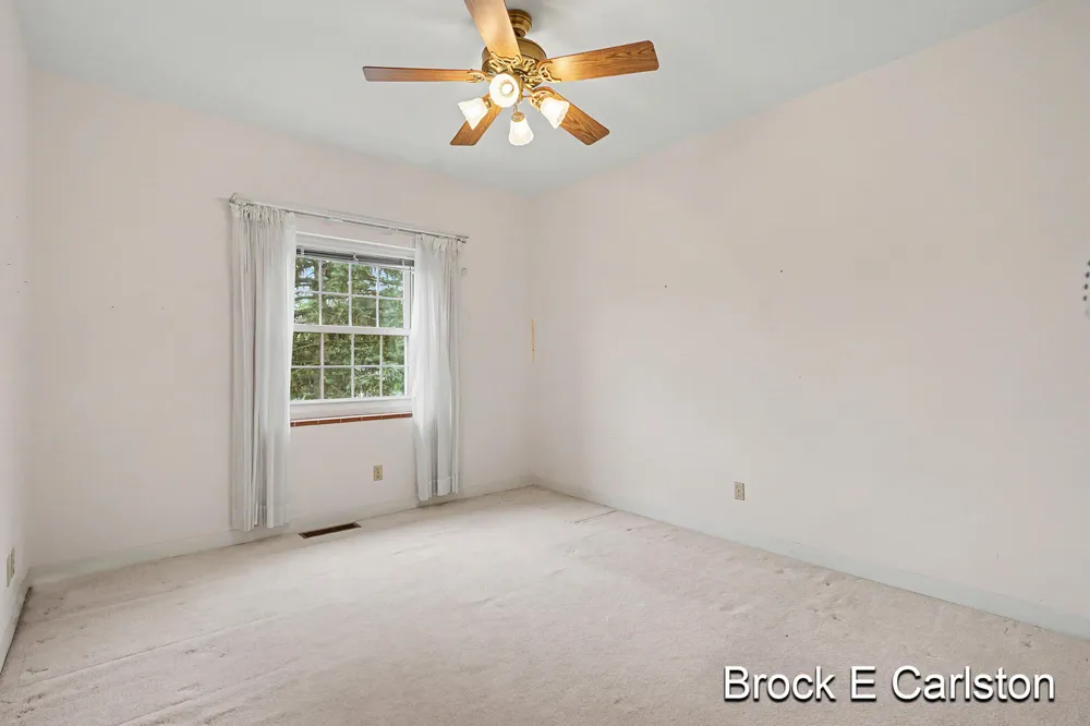 1249 Lakeshore Drive #339 Muskegon City, MI 49441
