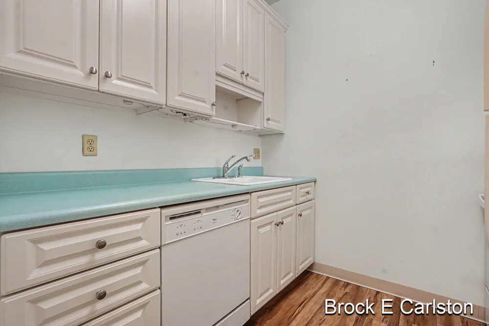 1249 Lakeshore Drive #339 Muskegon City, MI 49441