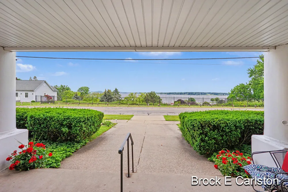 1249 Lakeshore Drive #339 Muskegon City, MI 49441