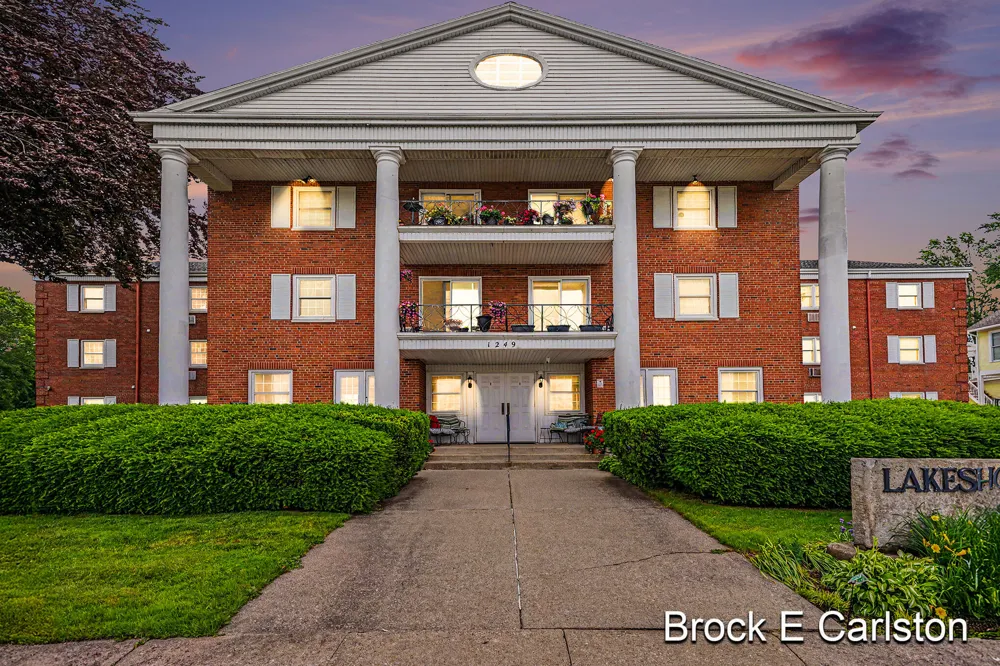 1249 Lakeshore Drive #339 Muskegon City, MI 49441