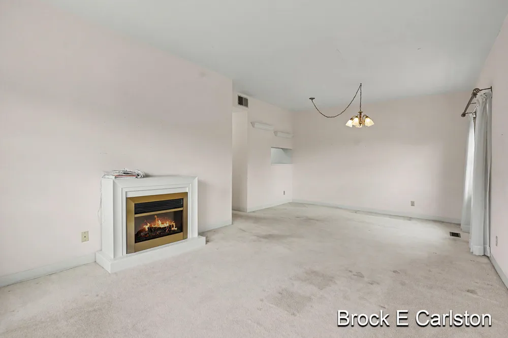 1249 Lakeshore Drive #339 Muskegon City, MI 49441