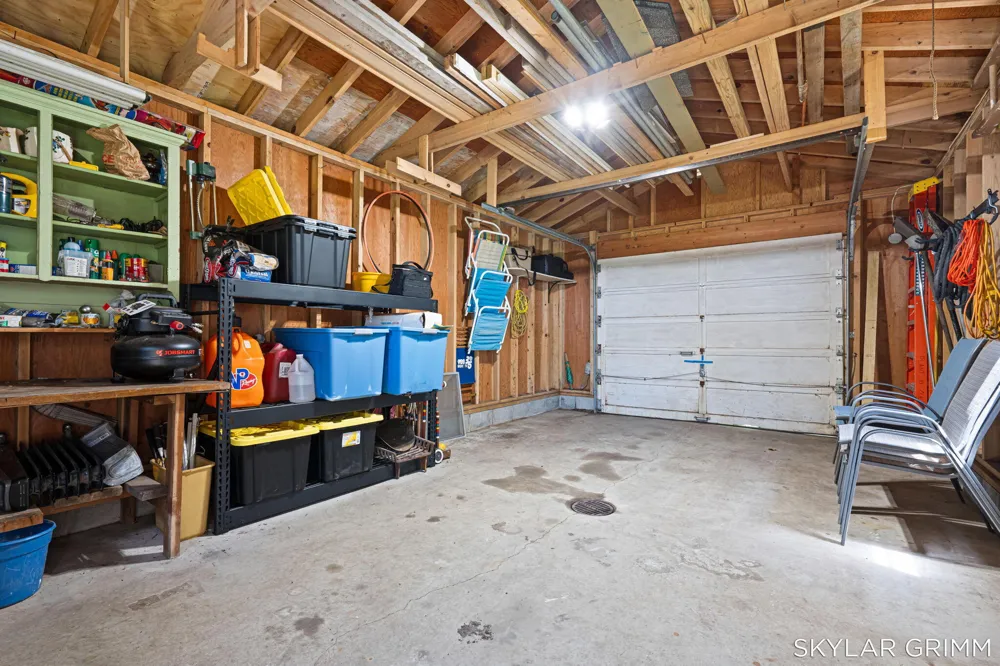 2121 Scenic Drive Laketon Township, MI 49445