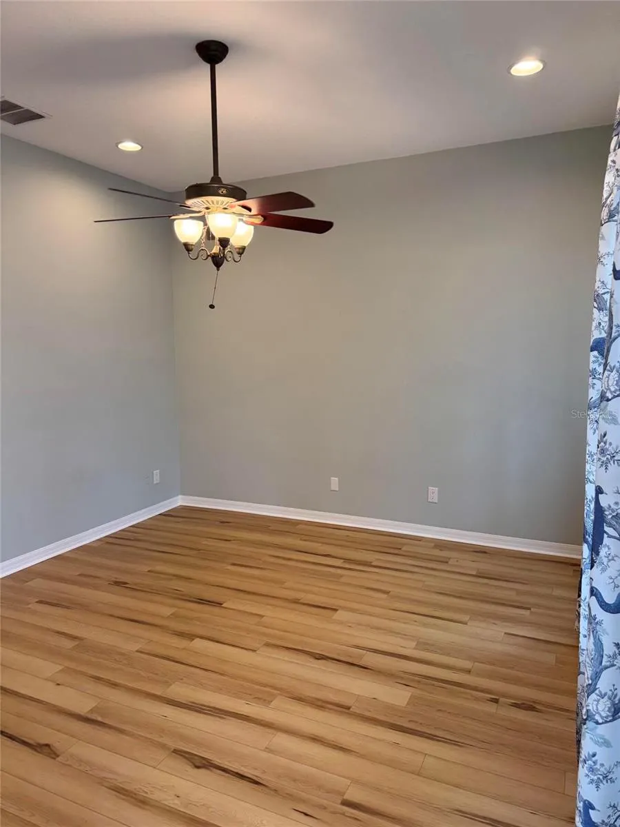 420 PARK LAKE DRIVE Winter Springs, FL 32708