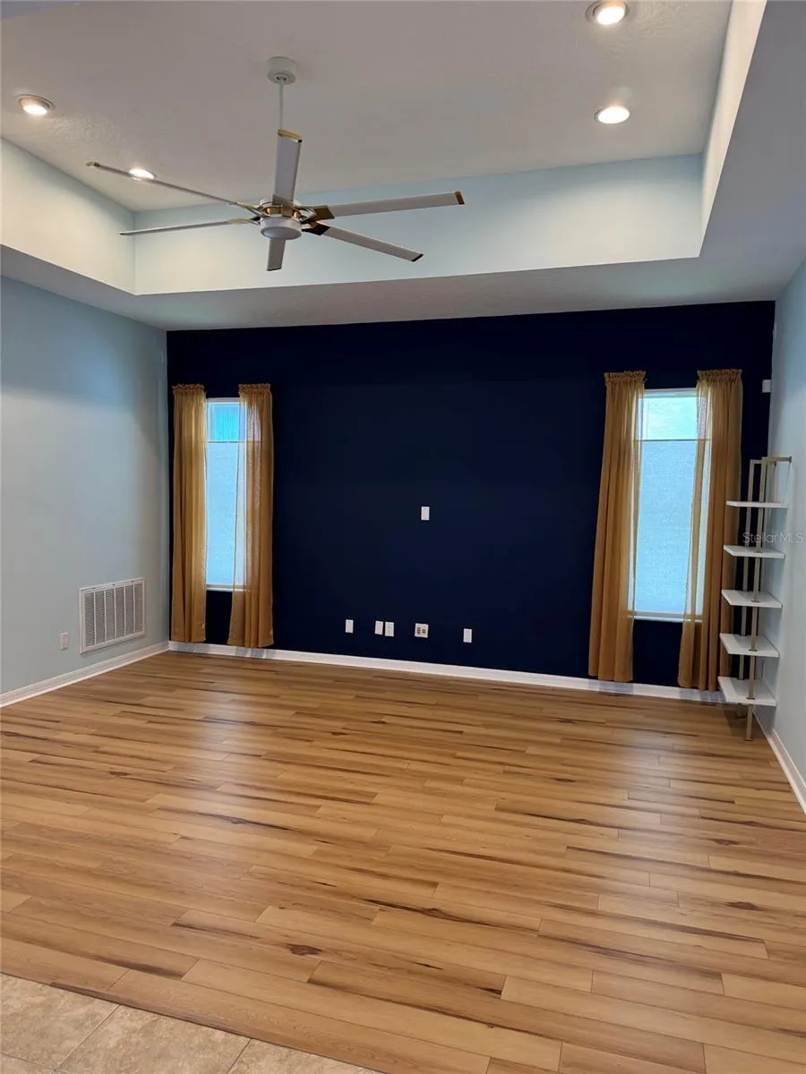 420 PARK LAKE DRIVE Winter Springs, FL 32708