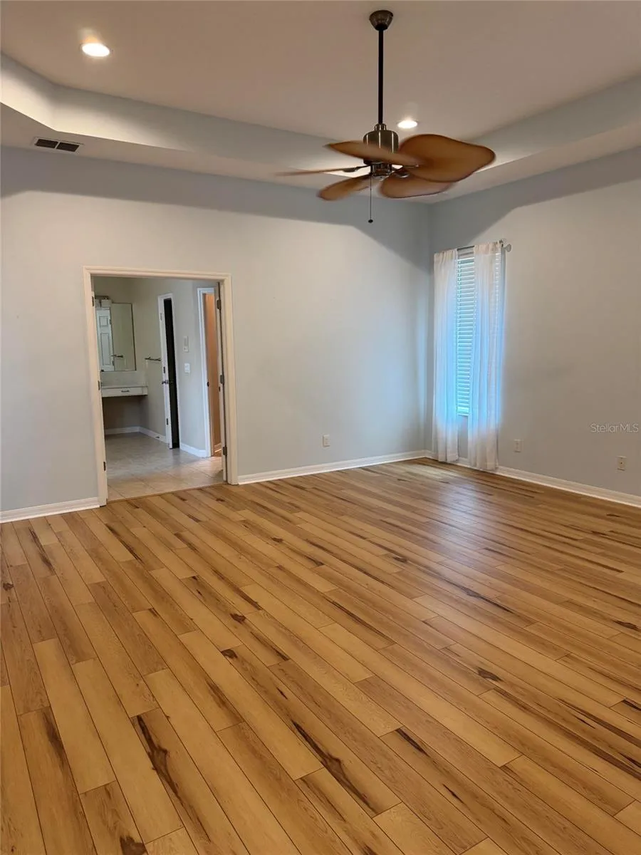 420 PARK LAKE DRIVE Winter Springs, FL 32708